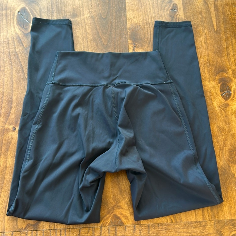 Gymshark Elevate Black Leggings - Picture 3 of 5